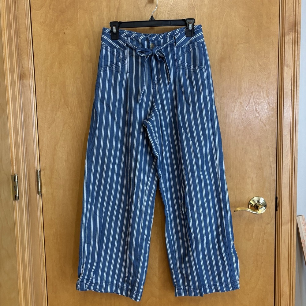 American Eagle Womens Blue belted High Waisted Striped‎ Wide Leg Pants Size 4